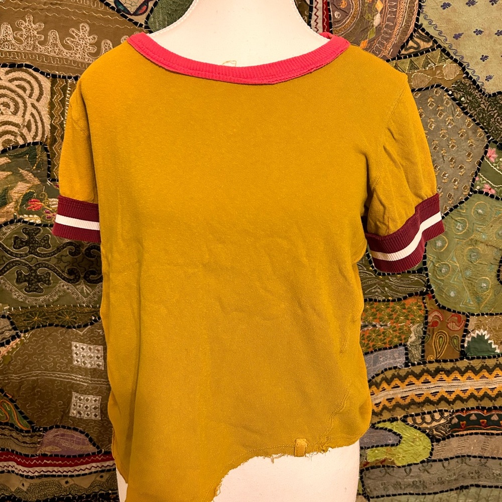 very interesting shirt - Picture 1 of 1